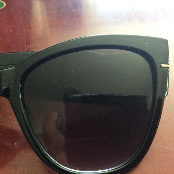 Aldo Sunglasses Large Cat eye - Picture 2 of 11